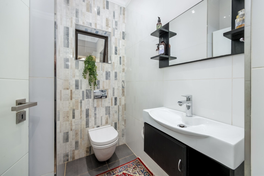3 Bedroom Property for Sale in Vygeboom Western Cape